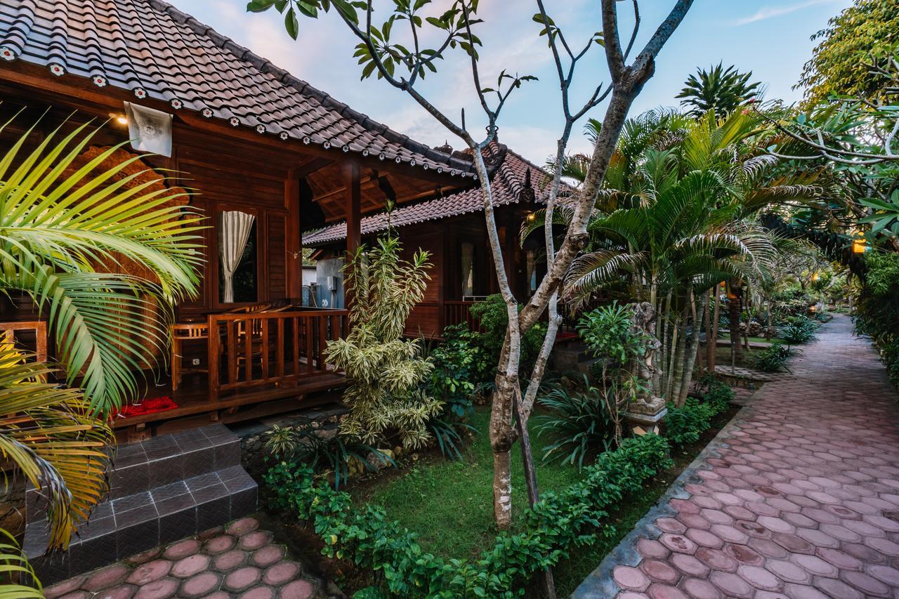 Bunda 7 Bungalows Nusa Lembongan  Exterior photo