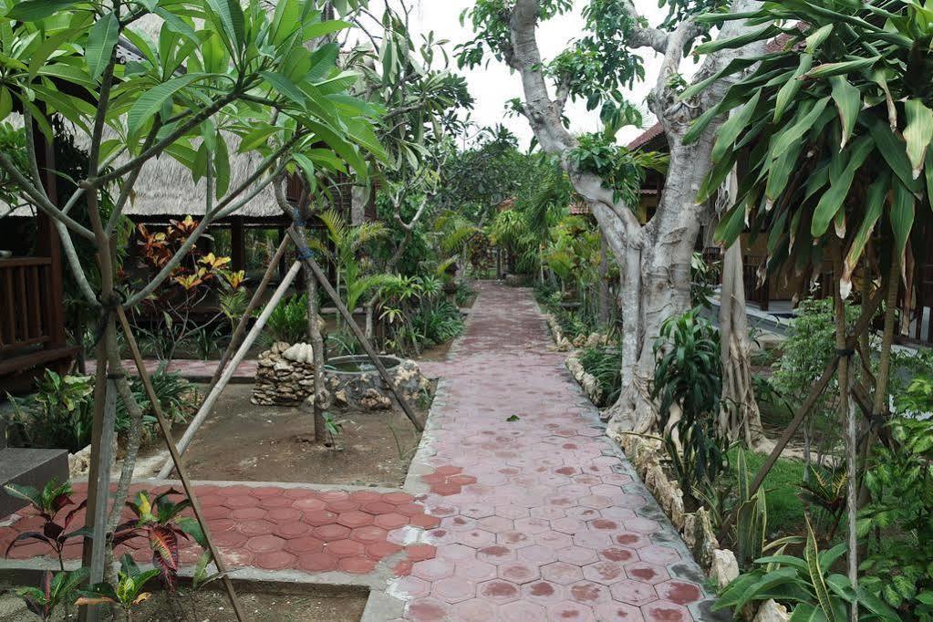 Bunda 7 Bungalows Nusa Lembongan  Exterior photo